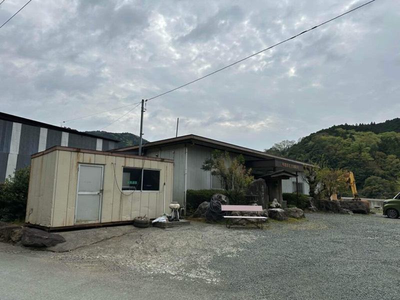 大洲市菅田町大竹　倉庫