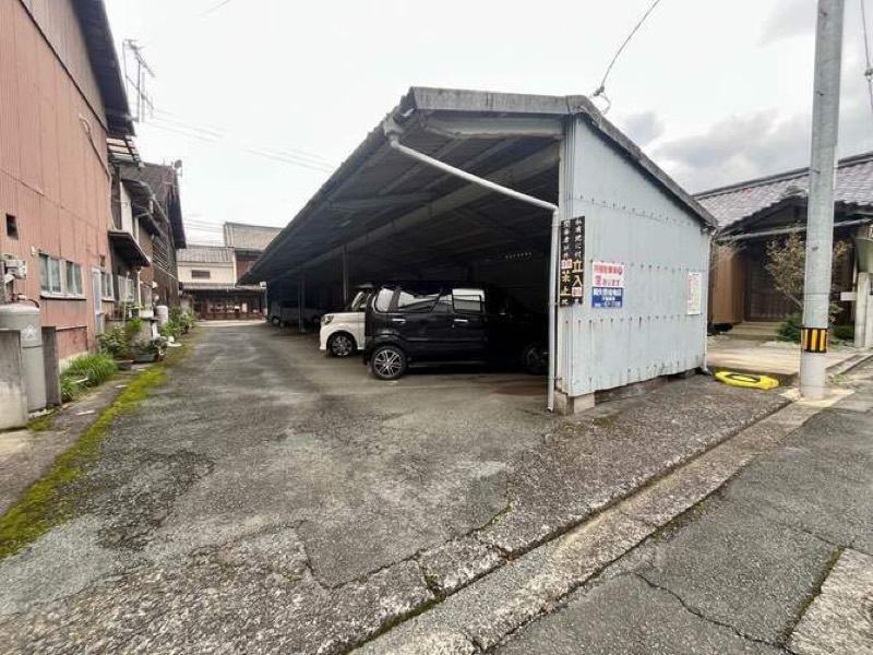 向井駐車場