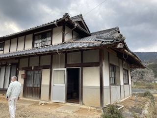 古民家の施工前の外観