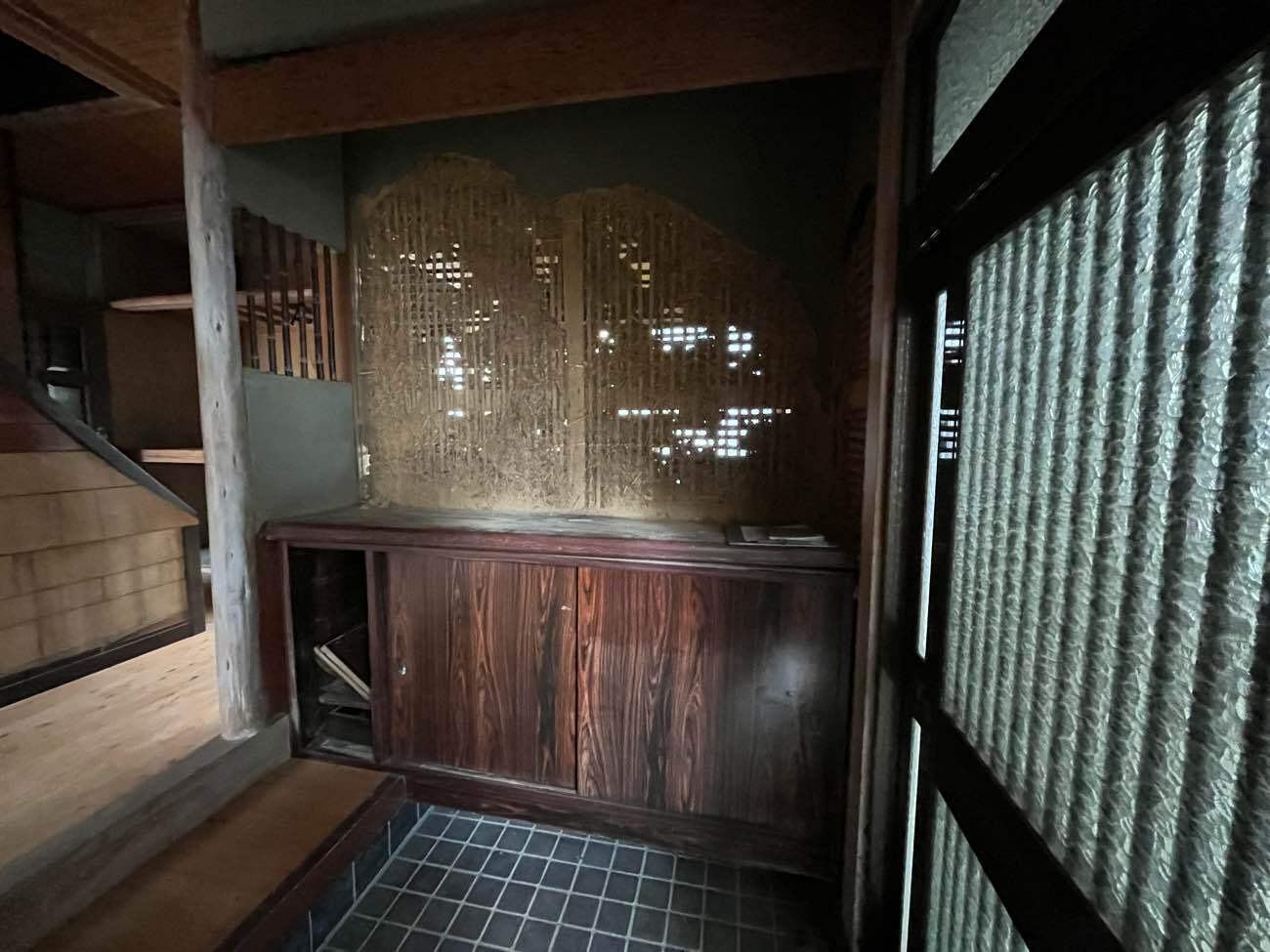玄関の施工前