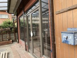 玄関まわりの施工前